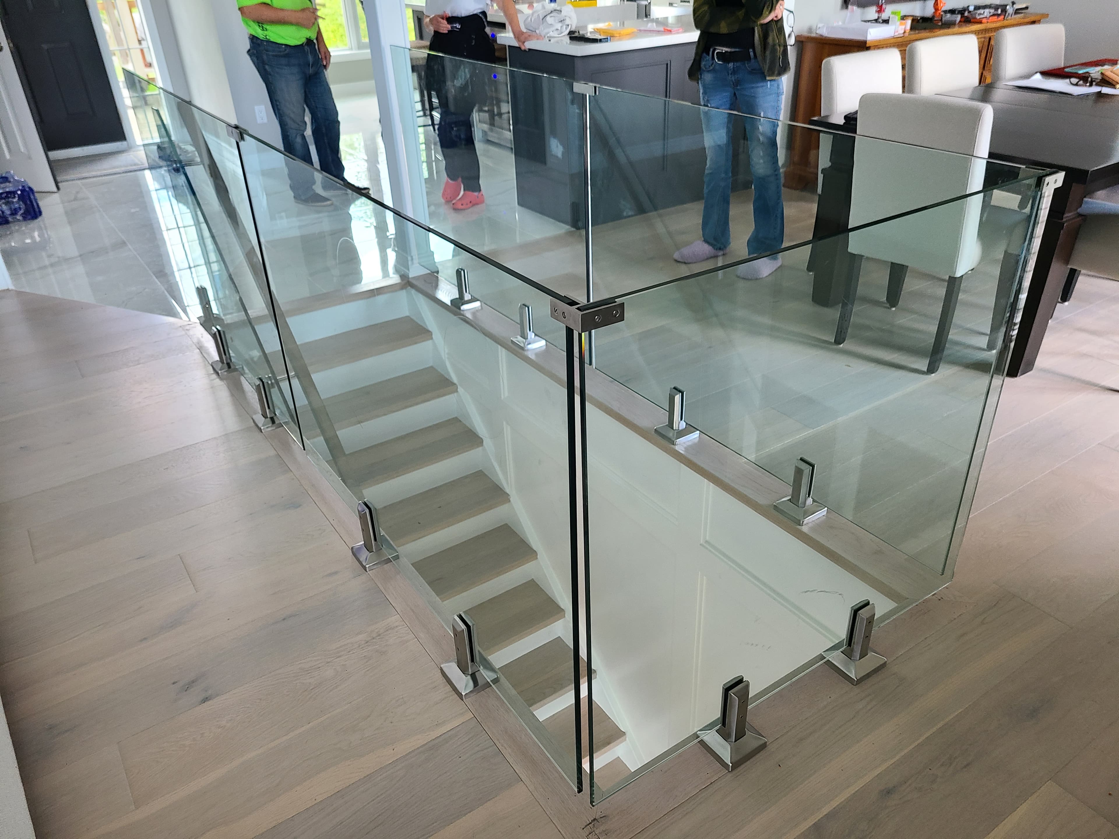 Frameless Glass